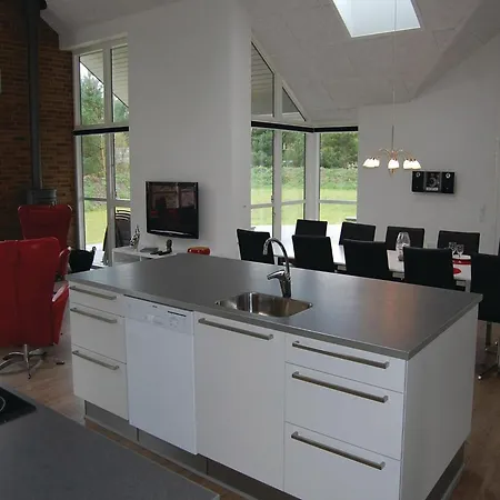 Stunning Home In Blavand With Sauna بيت للعطل